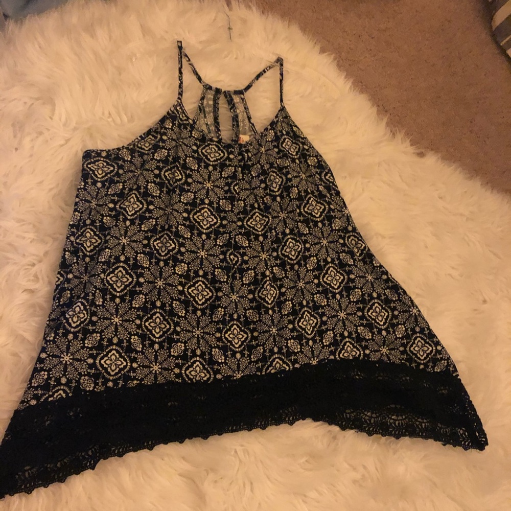 White/Black Loose Haulter top